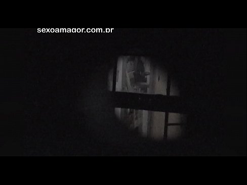 ❤️ Blondie wurdt yn it geheim op fideo opnommen troch in buertvoyeur ferburgen efter holle bakstiennen Kwaliteitsseks by porno fy.porn-impact.ru ️❤